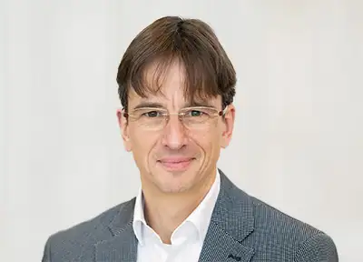 Portrait von Sascha Rückert